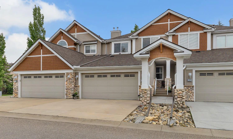 6 Discovery Heights SW