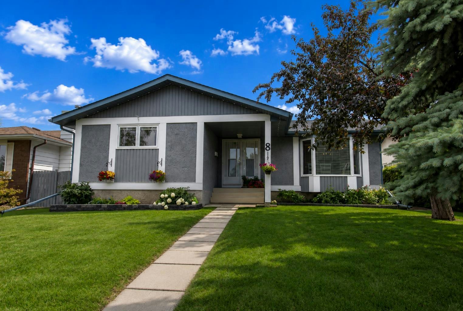 8 Caswell Close, Red Deer, AB, T4P 2T6