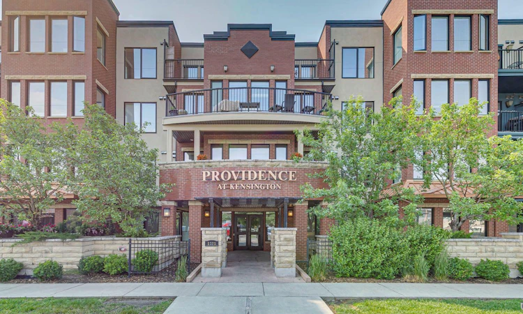 209-1321 Kensington Close NW