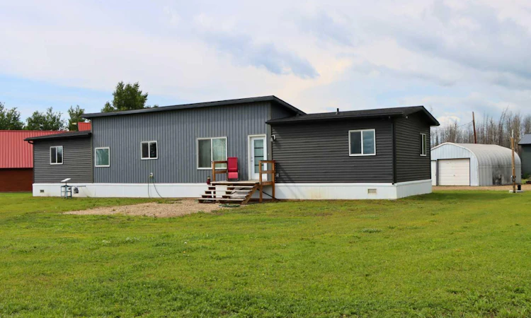 111-71127 Range Road 234