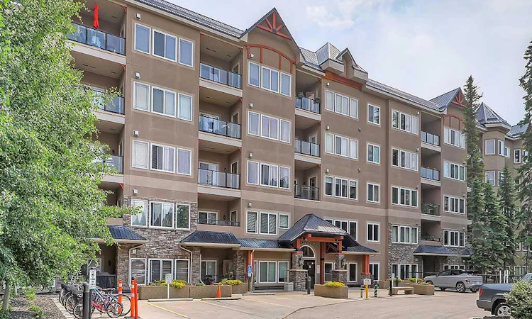 241-20 Discovery Ridge Close SW