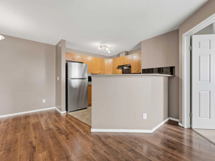 3408-10 Prestwick Bay SE, Calgary, AB, T2Z 0B3 - 6