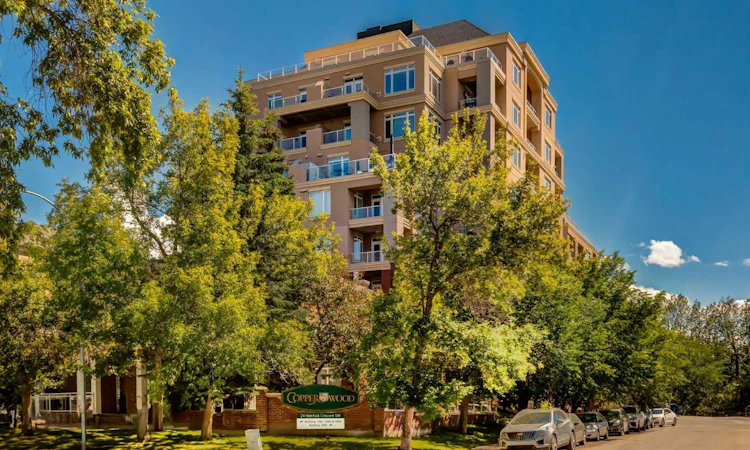 3214-24 Hemlock Crescent SW