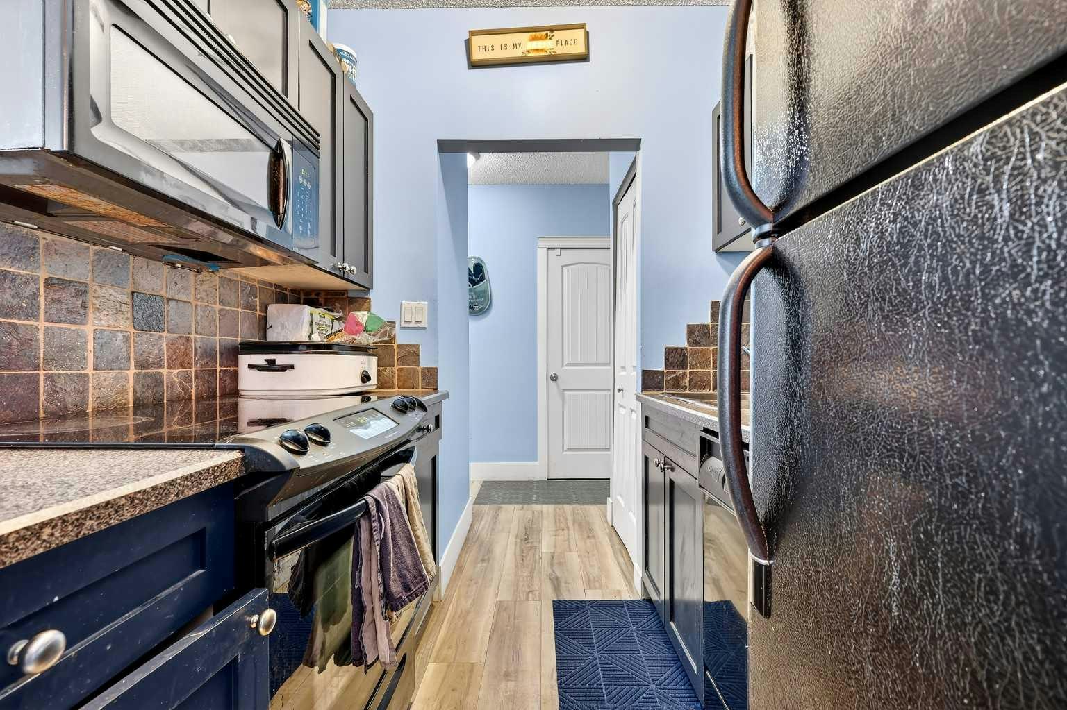 102-1312 13 Avenue SW, Calgary, AB, T3C 0T3 - 9