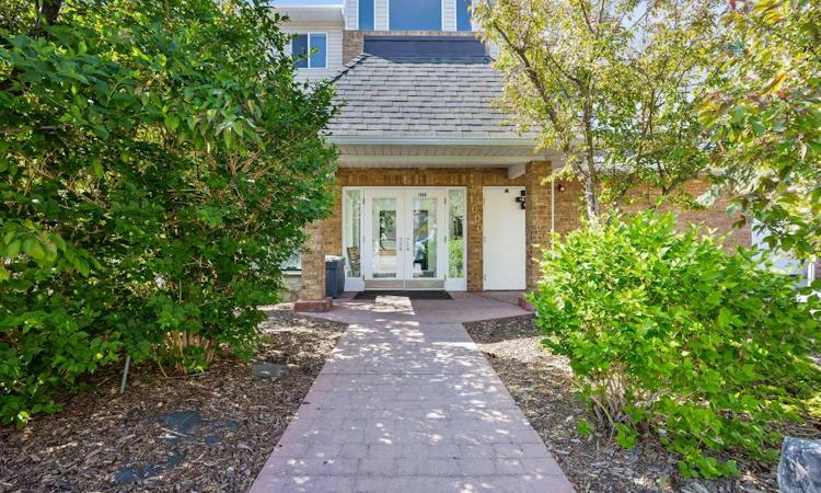 1314-950 Arbour Lake Road NW