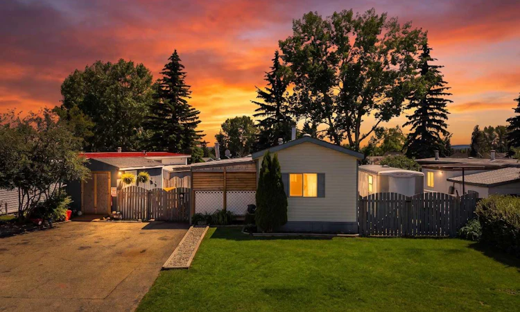 27 Hearthstone Drive