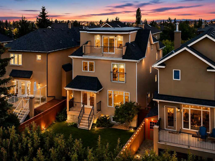 24 Aspen Meadows Green SW, Calgary, AB, T3H 5J9 - 2