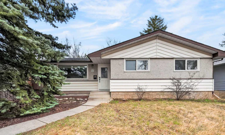 81 Westminster Drive SW