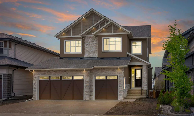 644 Legacy Woods Circle SE