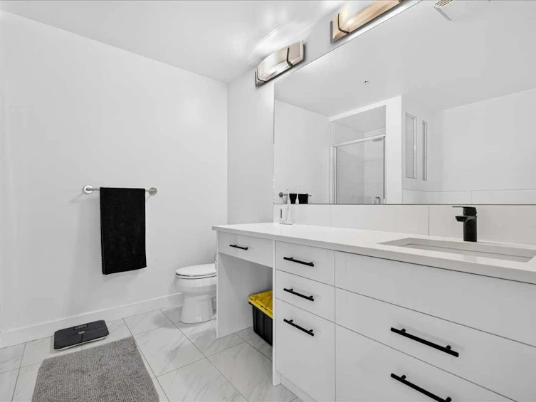 2102-1078 6 Avenue SW, Calgary, AB, T2P 5N6 - 32