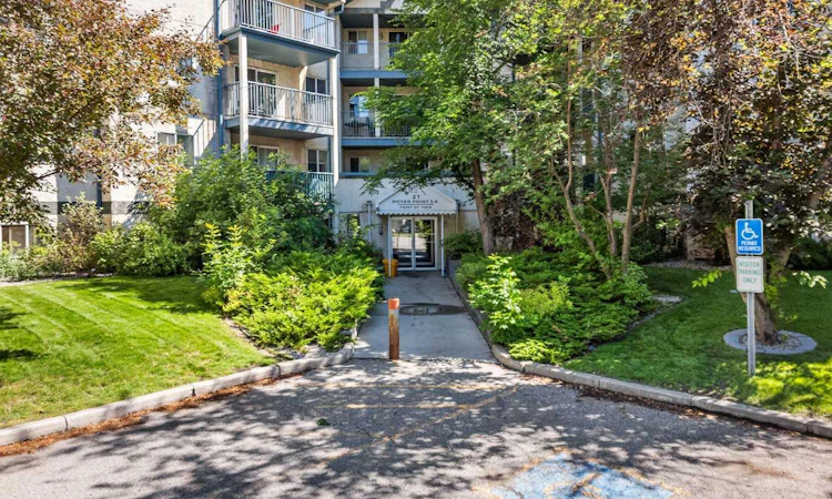 416-21 Dover Point SE