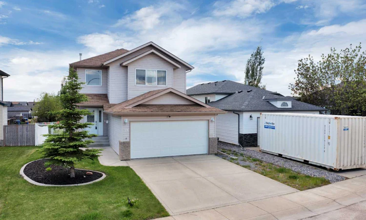 19 Oxley Close