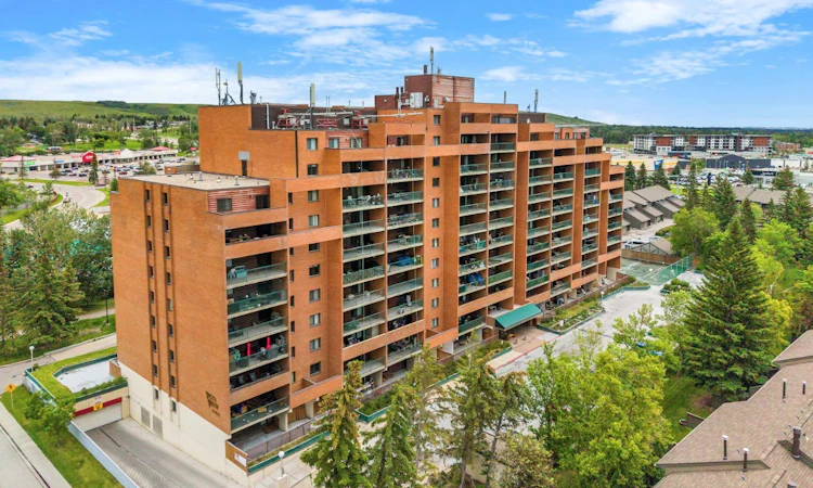 1110-5204 Dalton Drive NW