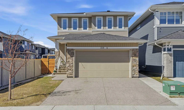 338 Red Sky Terrace NE