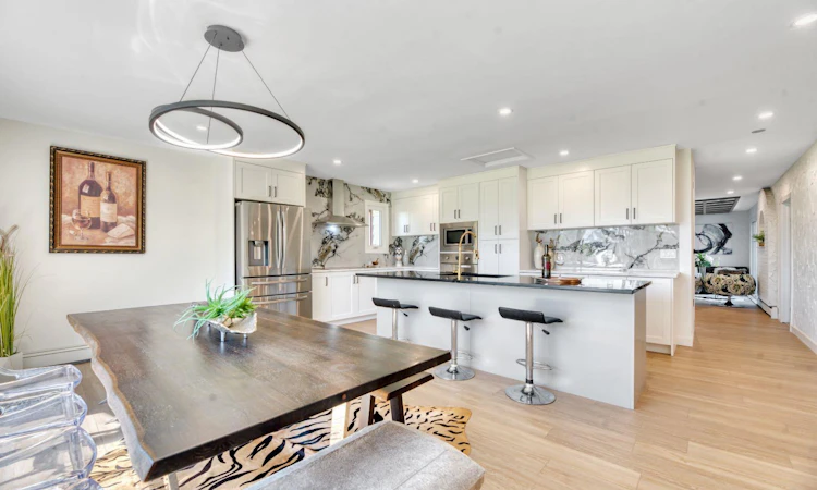 27028 Township Road 300