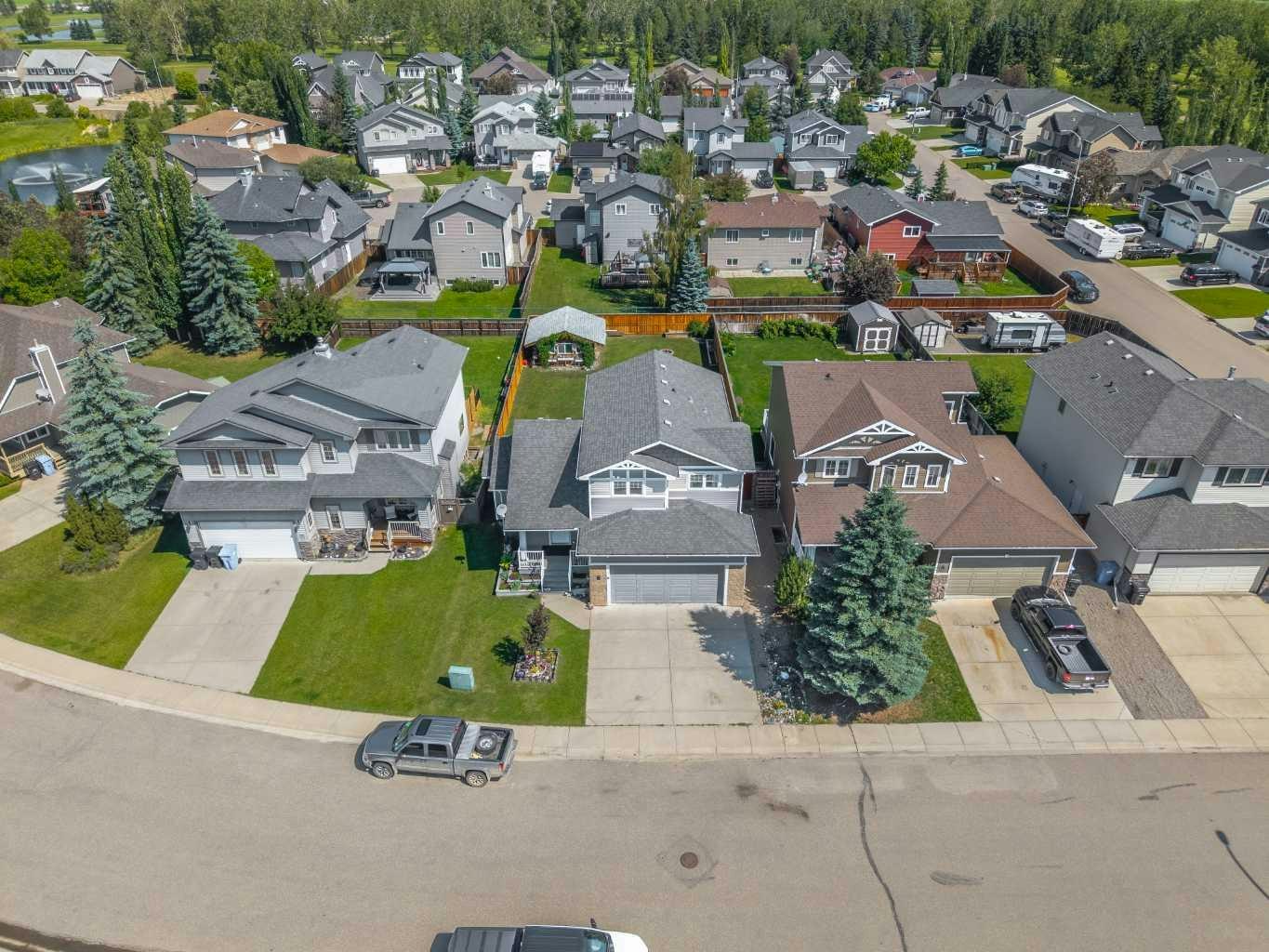 759 Stonehaven Drive, Carstairs, AB, T0M 0N0