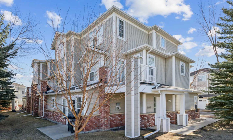 3105-7171 Coach Hill Road SW