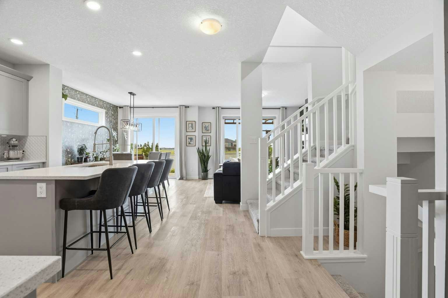 110 Drake Landing Gardens, Okotoks, AB, T1S 0P9 - 7