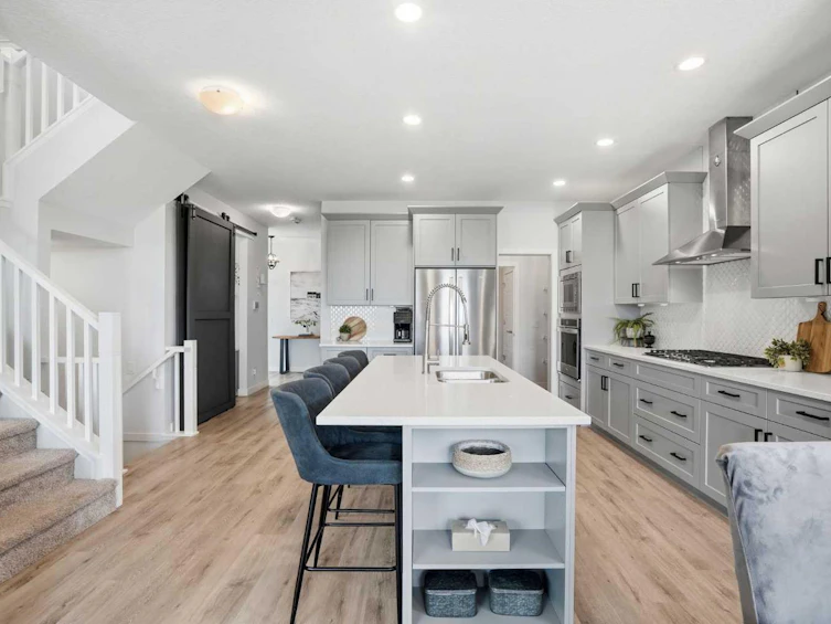 110 Drake Landing Gardens, Okotoks, AB, T1S 0P9 - 10
