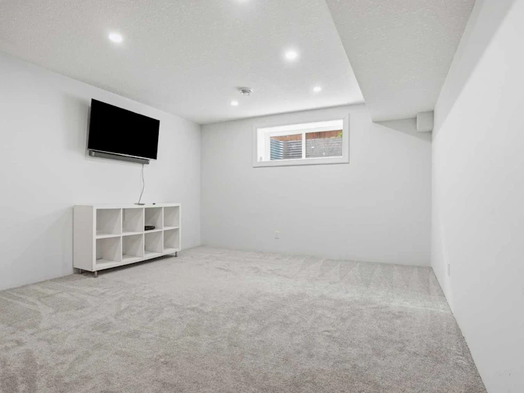 110 Drake Landing Gardens, Okotoks, AB, T1S 0P9 - 40