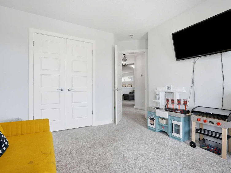 110 Drake Landing Gardens, Okotoks, AB, T1S 0P9 - 36