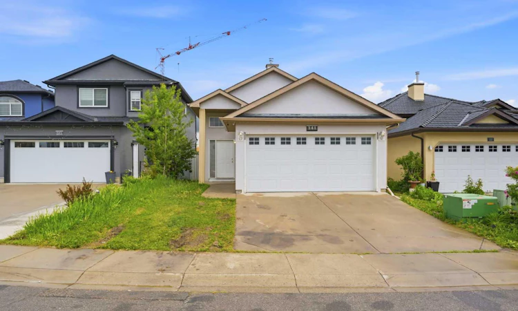 141 Tarawood Place NE