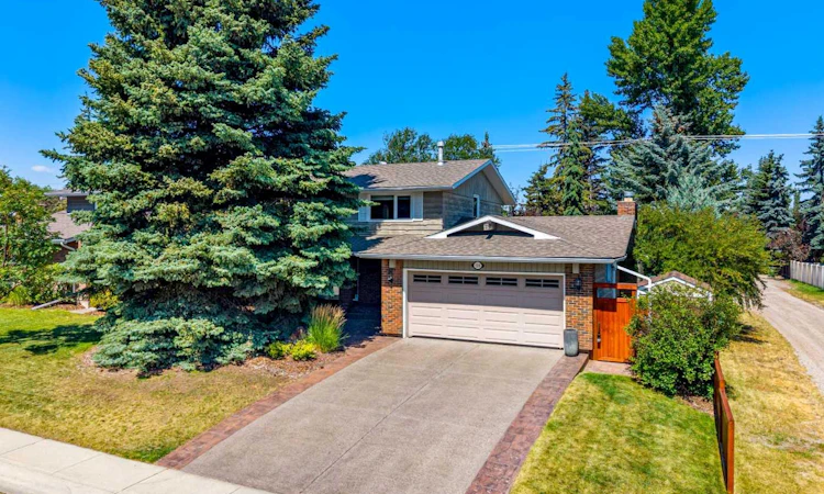 120 Lake Placid Road SE