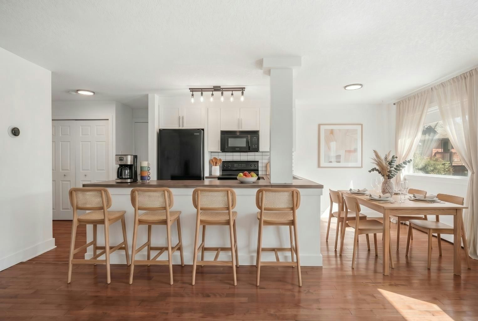 7-2110 15 Street SW, Calgary, AB, T2T 3Y8