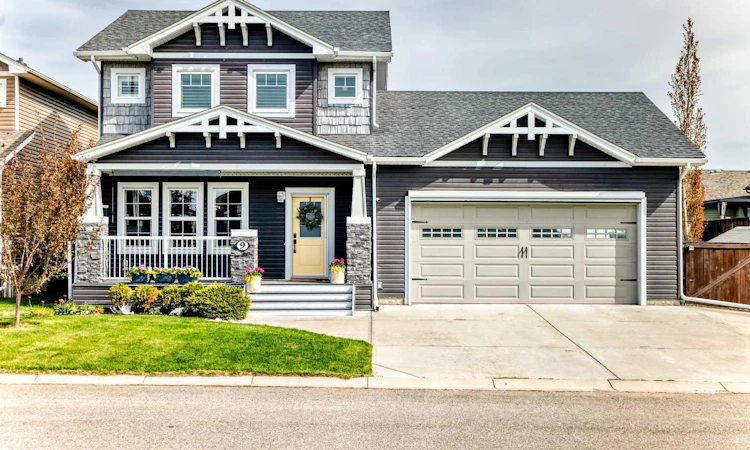 9 Bethune Way