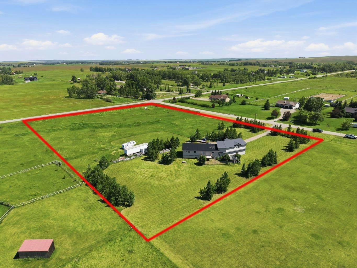 64242 258 Avenue E, Foothills County, AB, T1S 4G1