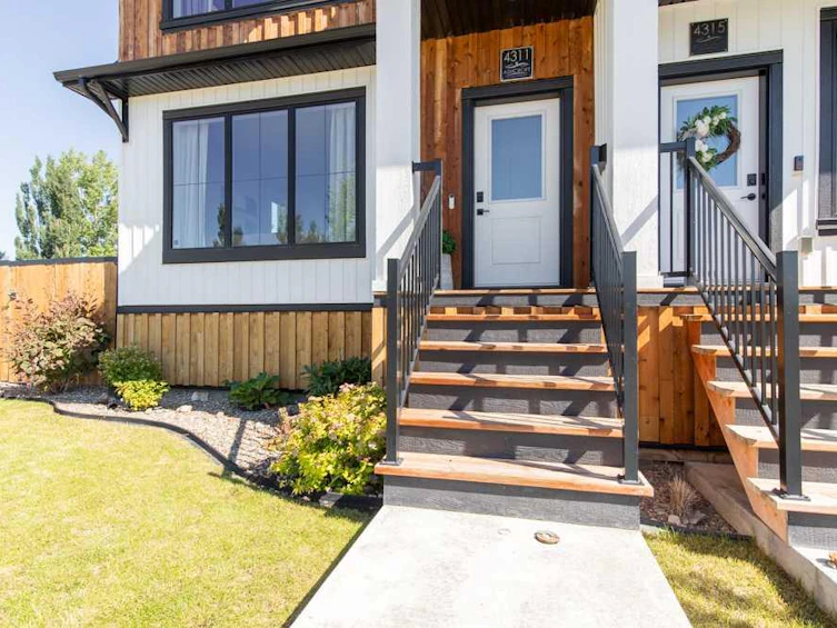 4311 Fairmont Gate S, Lethbridge, AB, T1K 8J3 - 4