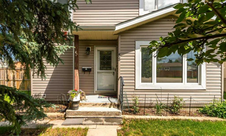 88 Faldale Close NE