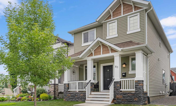 80 Legacy Crescent SE