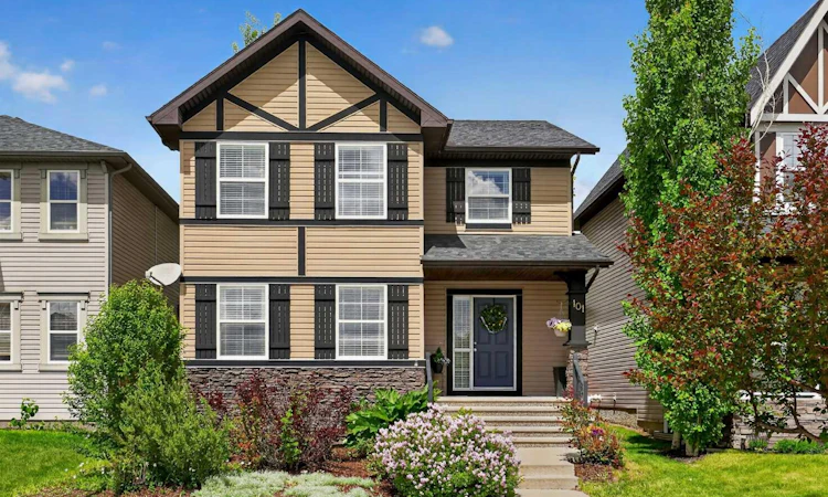 101 Elgin Meadows Manor SE