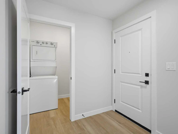 46 Tagish Avenue, Red Deer, AB, T4P 0Y7 - 48