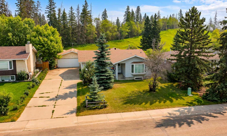 37 Pamely Avenue