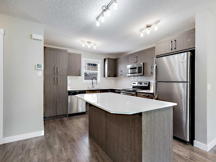 606-1225 Kings Heights Way SE, Airdrie, AB, T4A 0M4 - 2