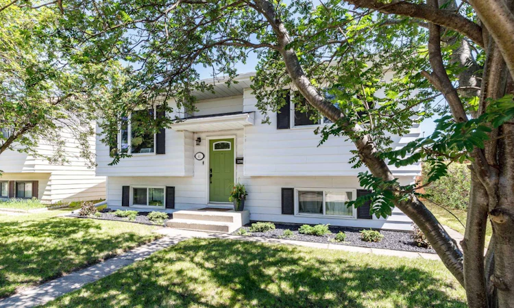 41 Mcdougall Crescent