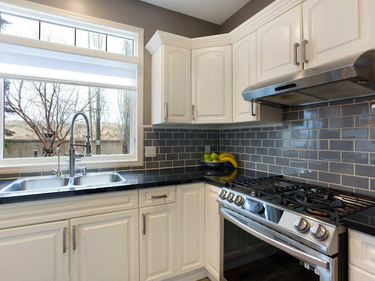 90 Discovery Ridge Road SW, Calgary, AB, T3H 4R4 - 11