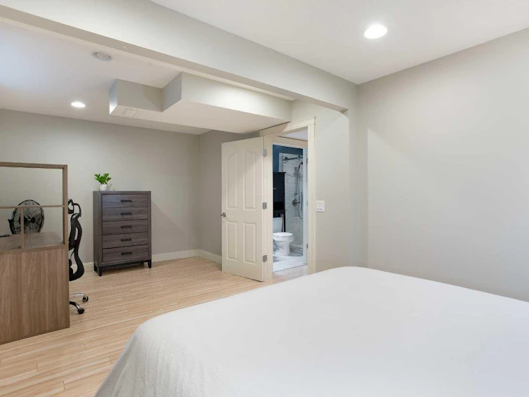 90 Discovery Ridge Road SW, Calgary, AB, T3H 4R4 - 41