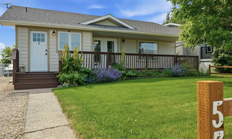 535 Pioneer Drive