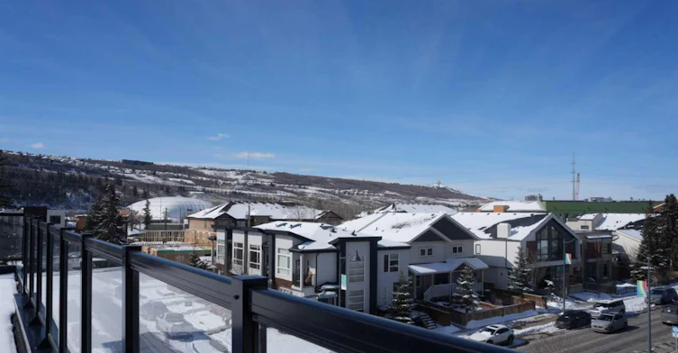 4744 Bowness Road, Calgary, AB, T3B 0B4 - 36