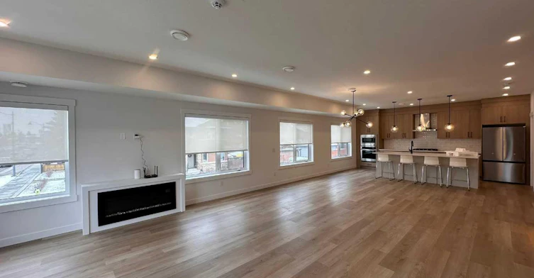 4744 Bowness Road, Calgary, AB, T3B 0B4 - 12
