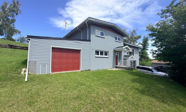 771 Dundas Street