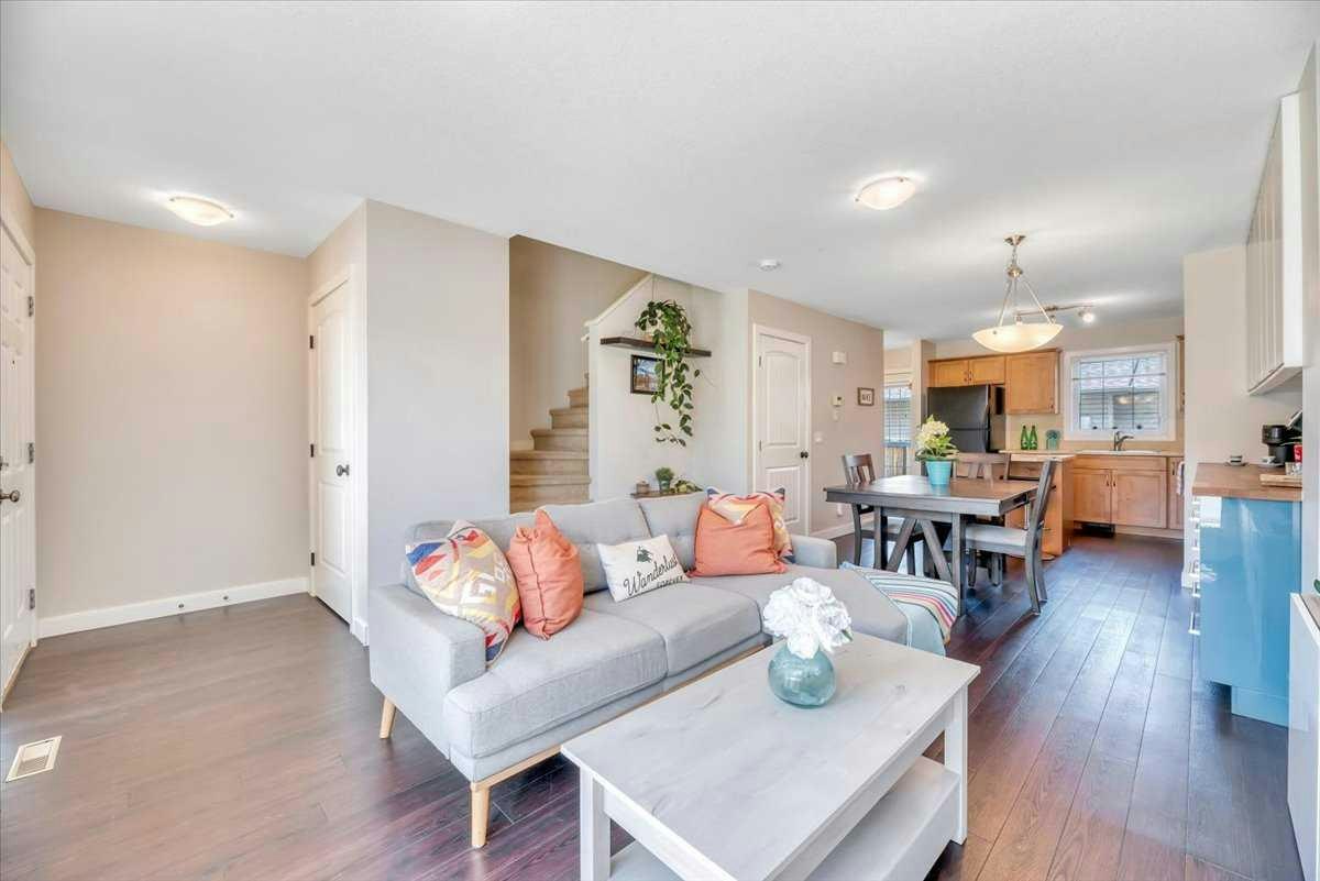 2520 Eversyde Avenue SW, Calgary, AB, T2Y 5G8