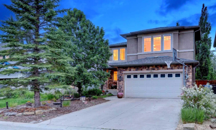 14 Evergreen Common SW
