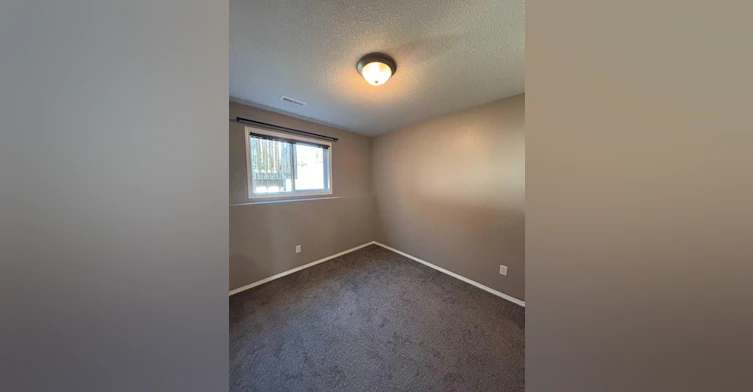 15 Blackfoot Boulevard W, Lethbridge, AB, T1K 7N7 - 14
