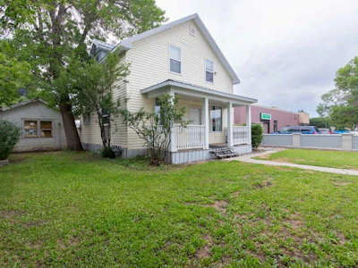 1312 4 Avenue N - 3
