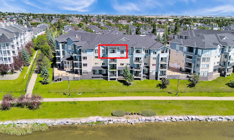 408-108 Country Village Circle NE