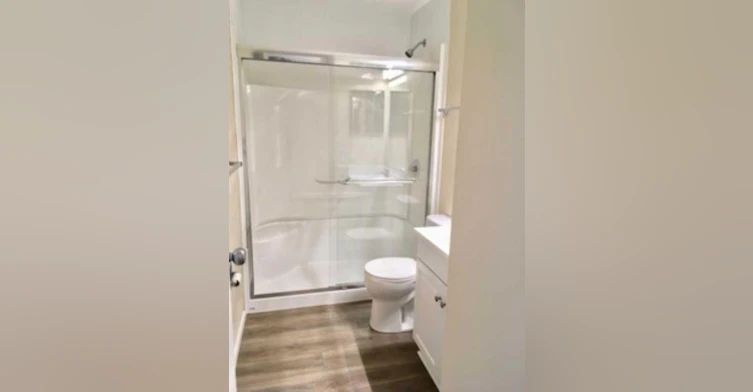 301-405 Columbia Boulevard, Lethbridge, AB, T1K 5R8 - 11